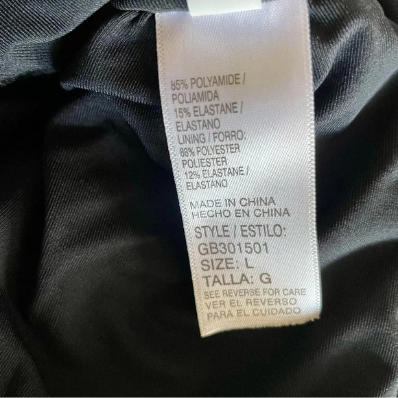 Gianni Bini black ruffle swimsuit size large - Picture 7 of 7